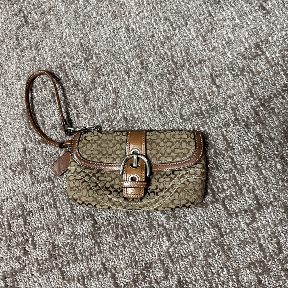 Coach wristlet